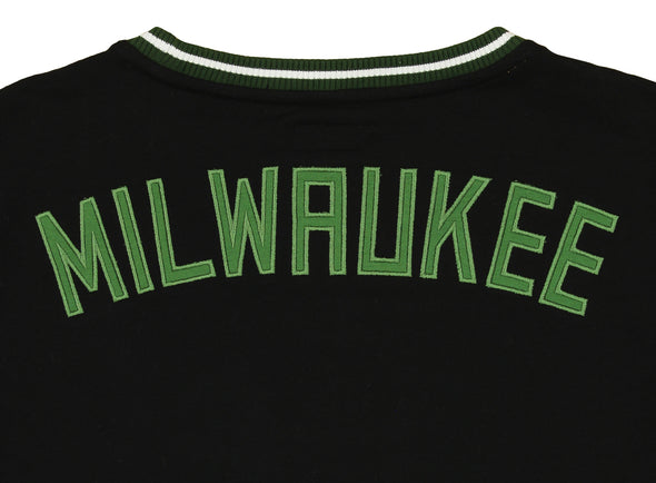 FISLL NBA Women's Milwaukee Bucks Croptop With Oversize Applique, Black