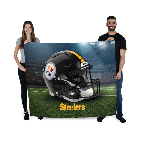 Northwest NFL Pittsburgh Steelers Printed Wall Décor Hanging Pin Tapestry Indoor Banner