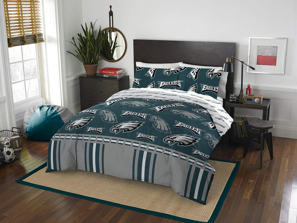Northwest NFL Philadelphia Eagles Rotary Queen Bed in Bag Set