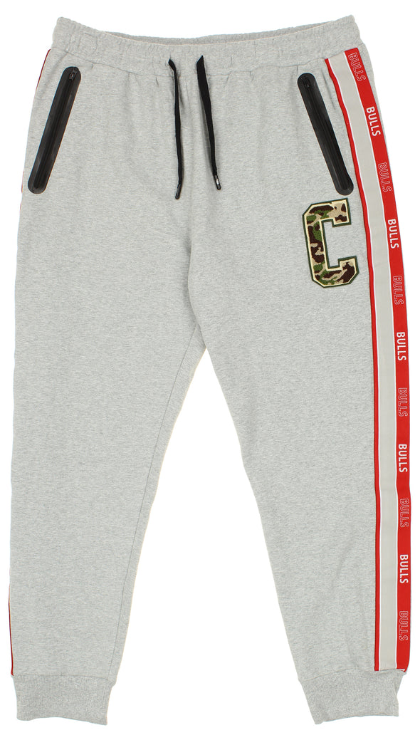 FISLL NBA Men's Chicago Bulls Chenille Applique Joggers