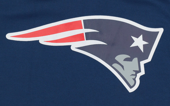 Zubaz NFL Men's New England Patriots Elevated Logo Viper Hoodie