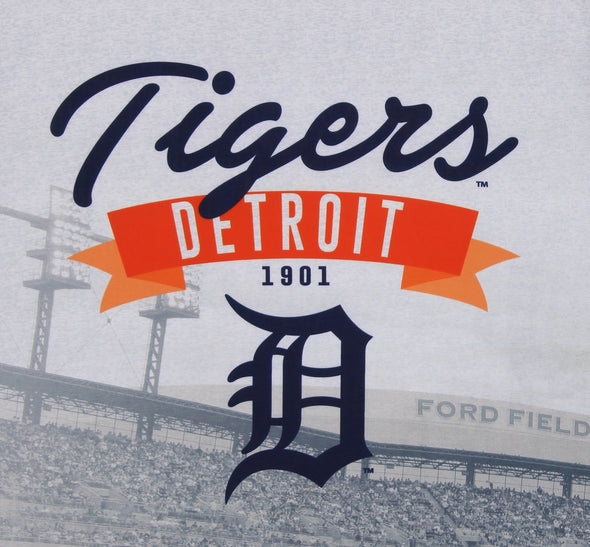 Forever Collectibles MLB Men's Detroit Tigers Outfield Photo Tee