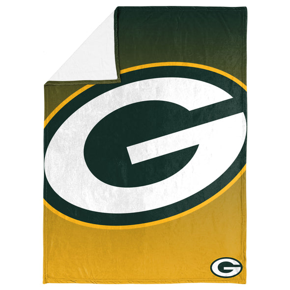 FOCO NFL Green Bay Packers Gradient Micro Raschel Throw Blanket, 50 x 60