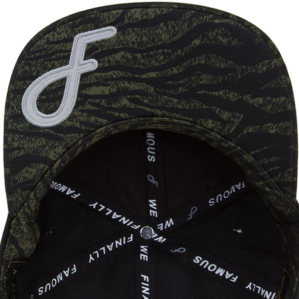 Flat Fitty Finally Famous Snapback Cap Hat - Black and White