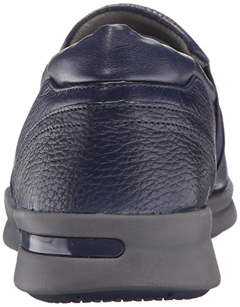 SoftWalk Women's Vantage Loafer, Navy