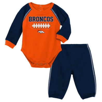 Outerstuff NFL Infant Denver Broncos Long Sleece Creeper & Pant Set