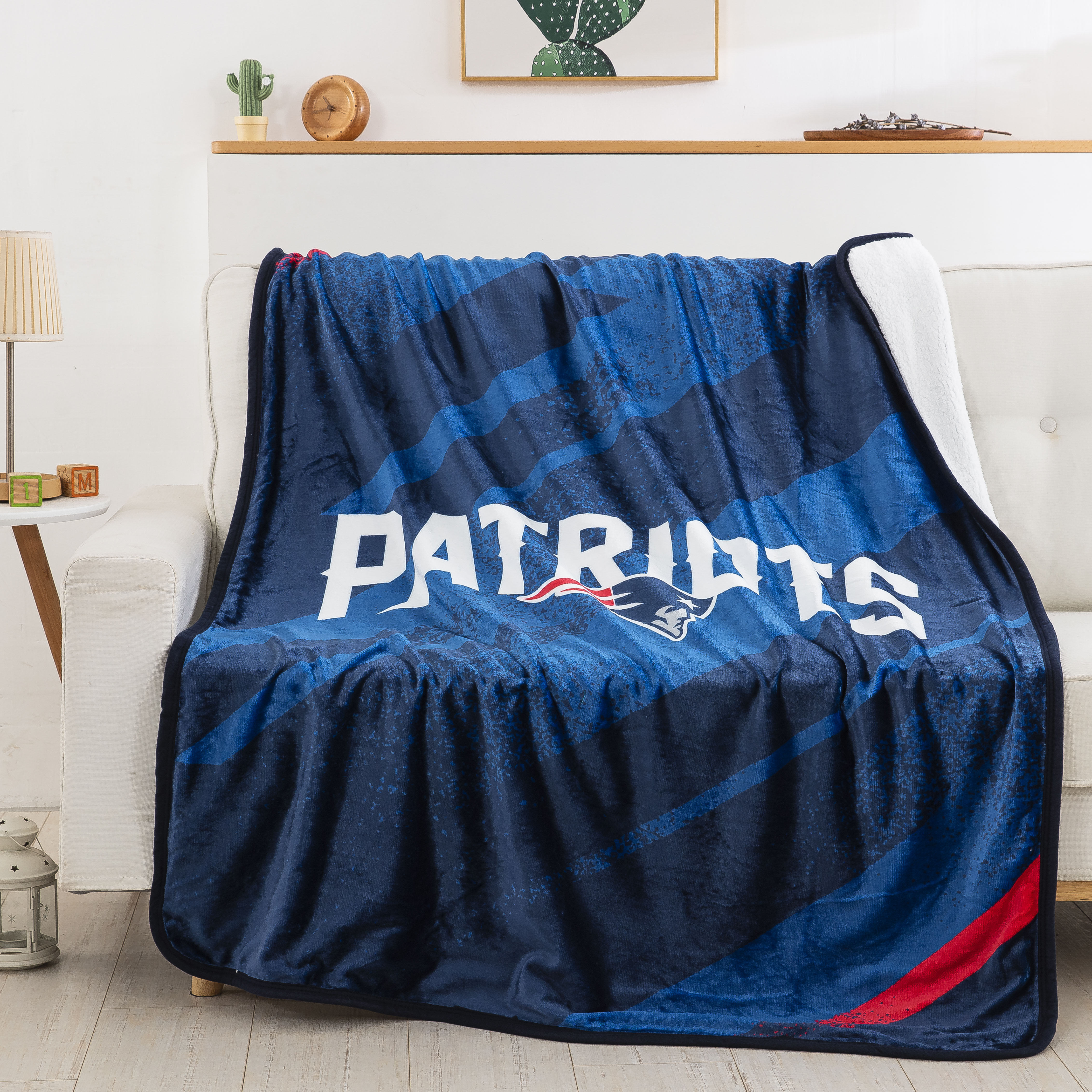 : Northwest The Company NFL Polyester Sherpa Throw