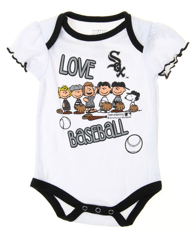 MLB Infants Chicago White Sox Peanuts Love Baseball Creeper, White
