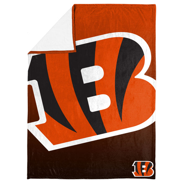 FOCO NFL Cincinnati Bengals Gradient Micro Raschel Throw Blanket, 50 x 60