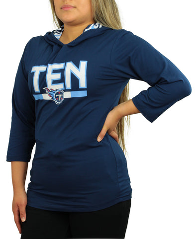 Zubaz NFL Women's Tennessee Titans Solid Team Color Lightweight Pullover