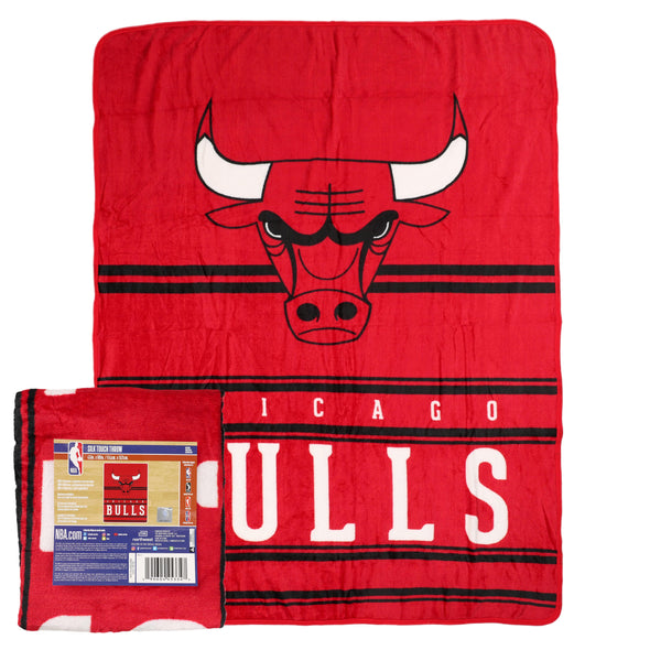 Northwest NBA Chicago Bulls Dual Vision 45 X 60 Silk Touch Throw Blanket