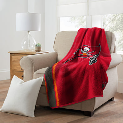 Northwest NFL Tampa Bay Buccaneers Sherpa Throw Blanket