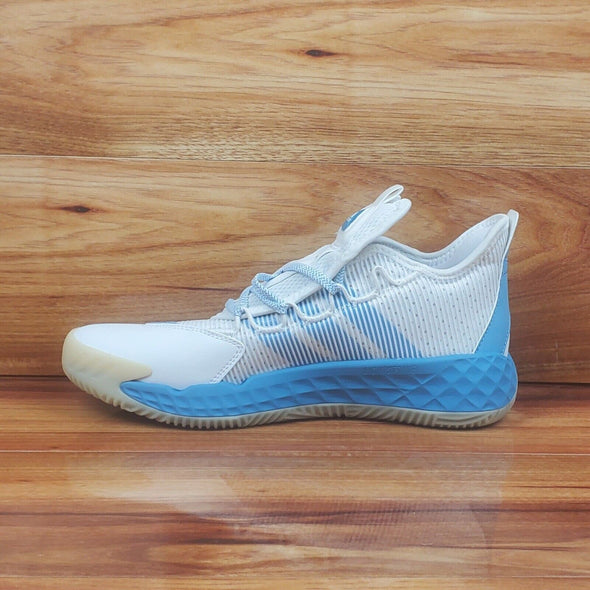Adidas Men's Pro Boost Low Lightstrike Basketball Shoes, White/Light Blue