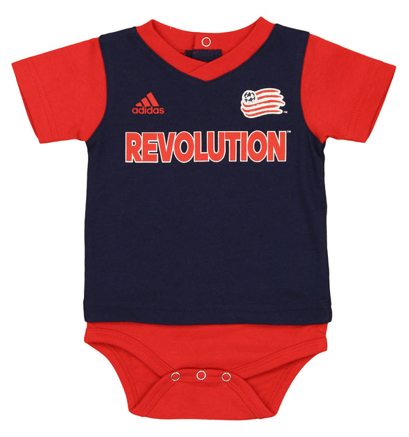 Outerstuff MLS Infants New England Revolution Favorite Creeper, Bib & Bootie Set