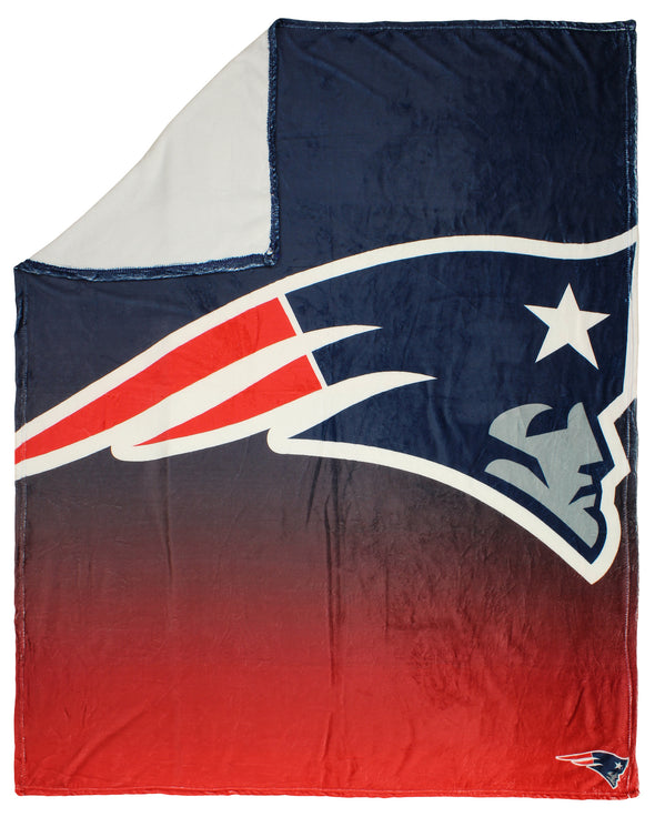 FOCO NFL New England Patriots Gradient Micro Raschel Throw Blanket, 50 x 60
