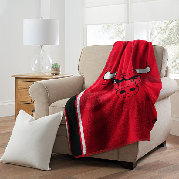 Northwest NBA Chicago Bulls Sherpa Throw Blanket