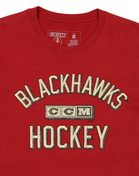 CCM NHL Mens Chicago Blackhawks Back in the Day Short Sleeve Tee, Retro Red