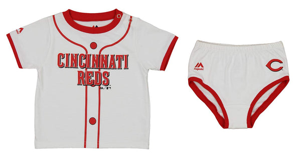 Outerstuff MLB Infants Cincinnati Reds Little Player Tee & Diaper Set