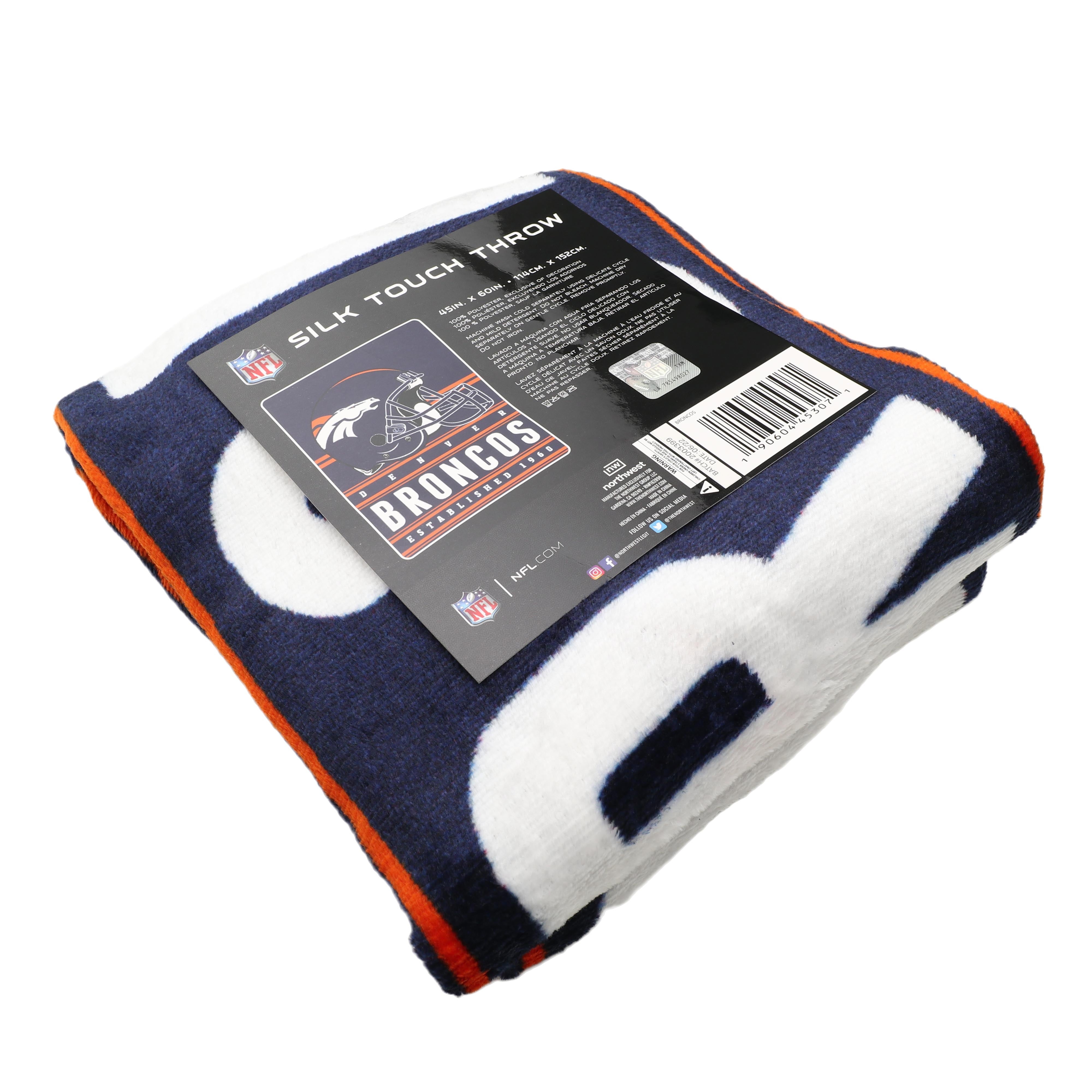 : Northwest NFL Cleveland Browns Toss Silk Touch Comfy Throw with  Sleeves 48 x 71 : Sports & Outdoors